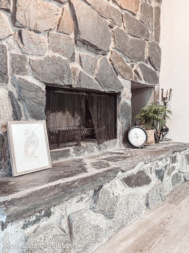 318 East 9th Ave. - Photo 2 of 26