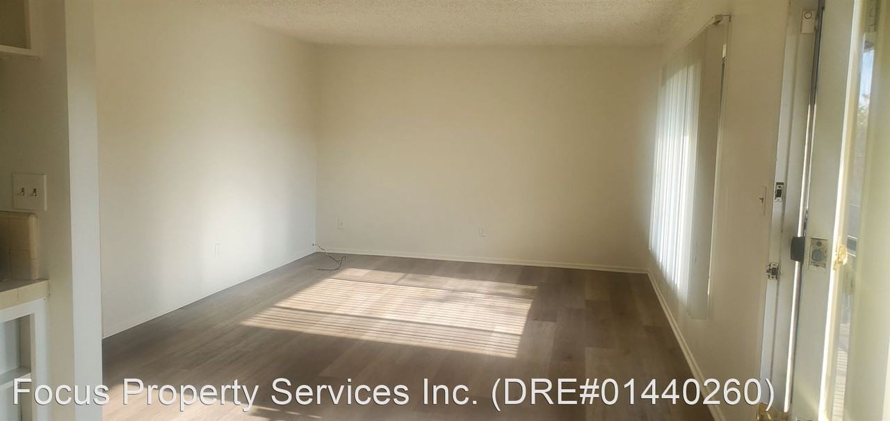 15807-15815-15817 LANDMARK DR. - Photo 3 of 8