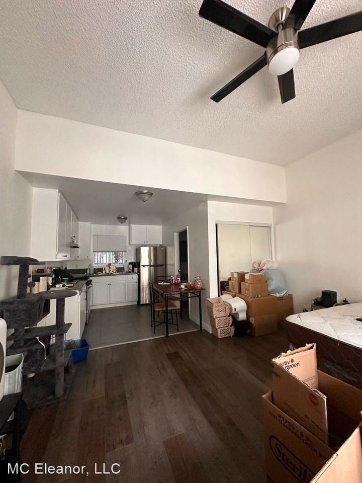 6043 & 6047 Eleanor Ave - Photo 3 of 36