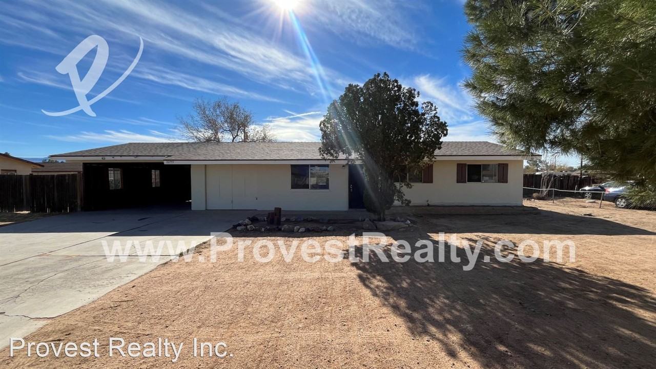 22755 Eyota Rd - Photo 2 of 14