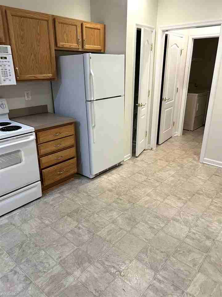 75 Harborton Ln - Photo 3 of 18