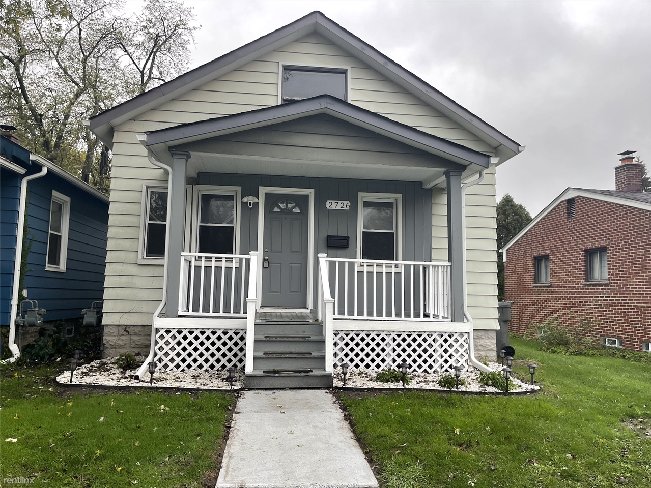 2726 Stephens St - Photo 2 of 12