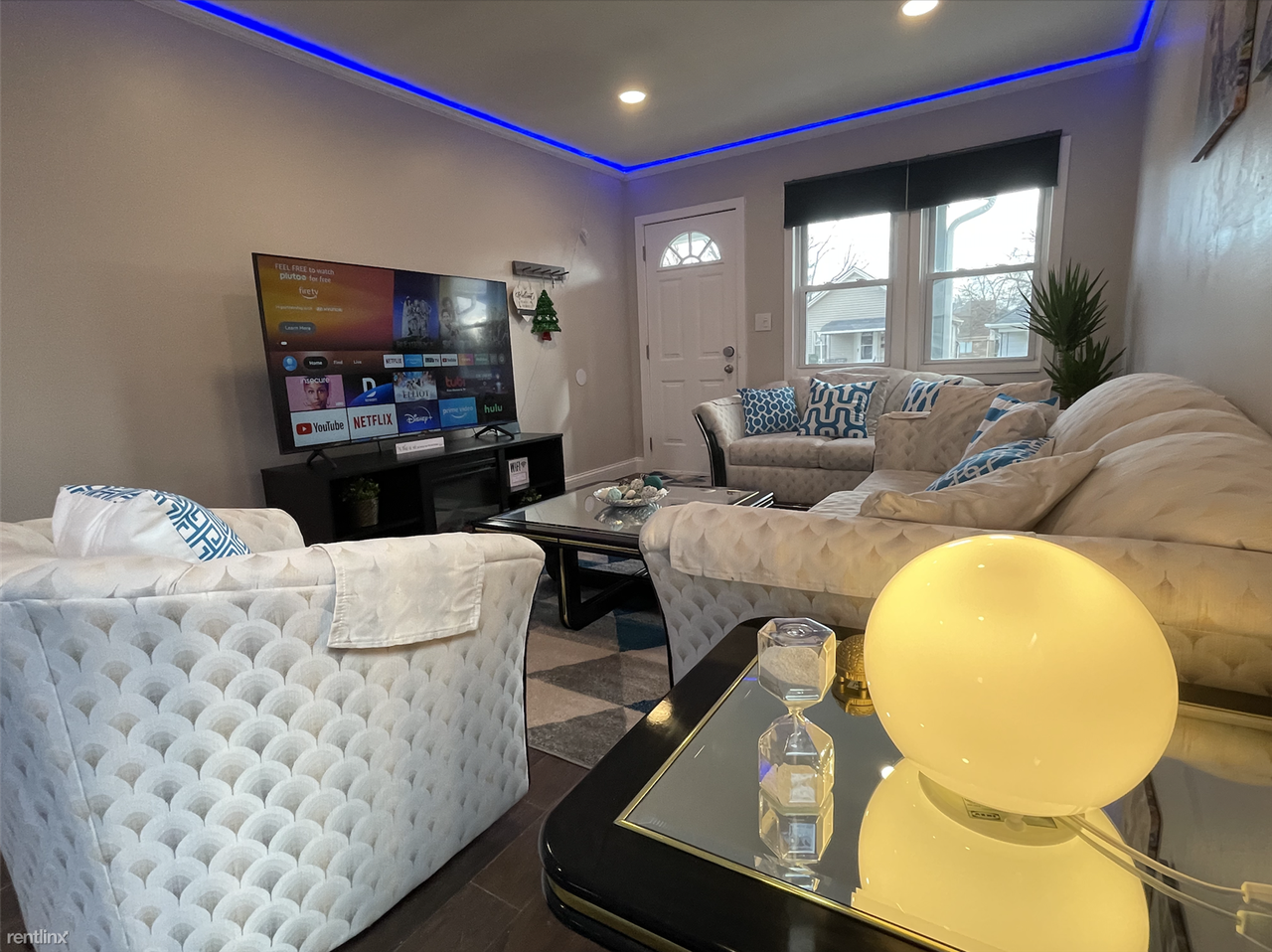 2726 Stephens St - Photo 3 of 12