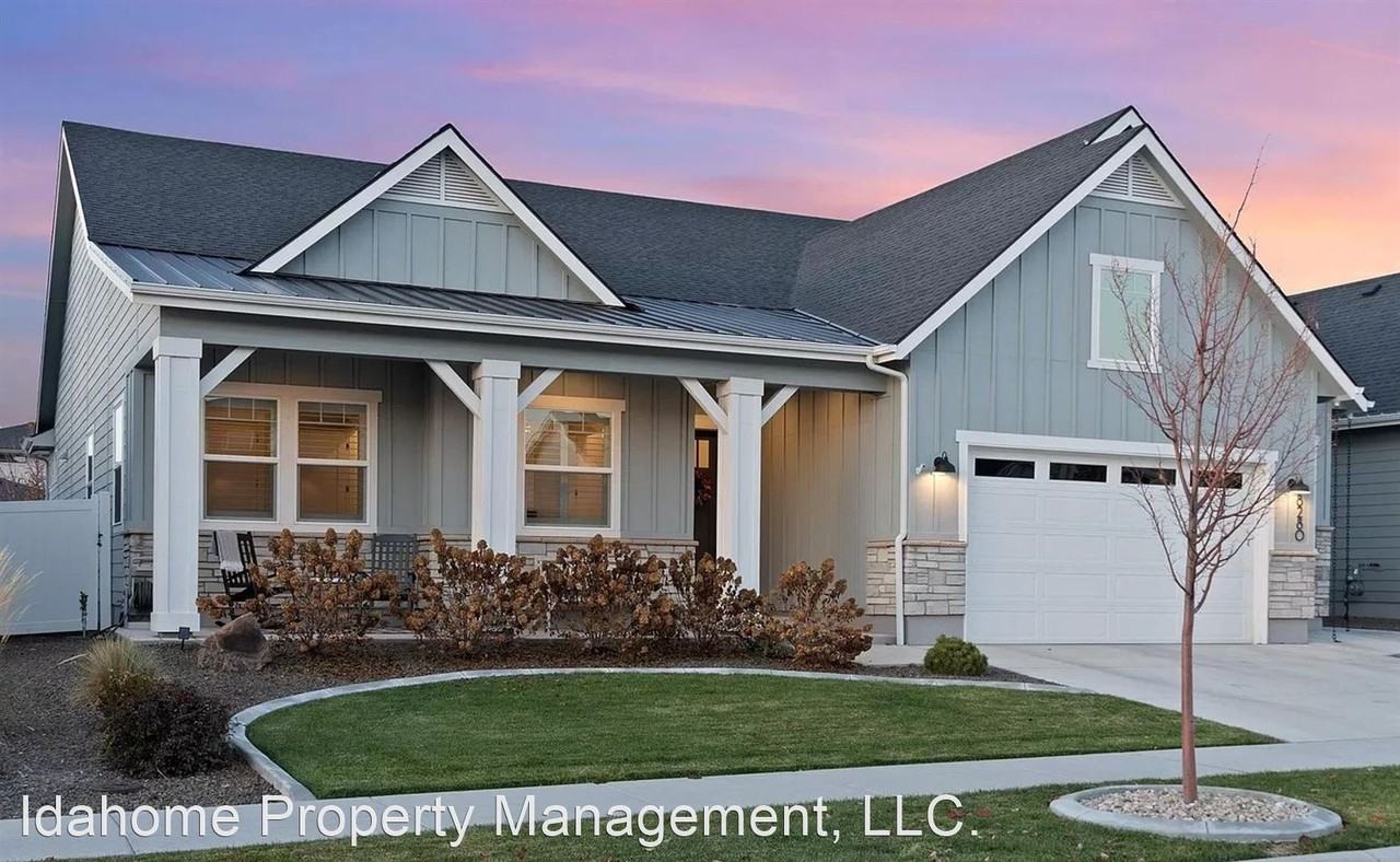 8280 W Brooks Dr - Photo 2 of 25