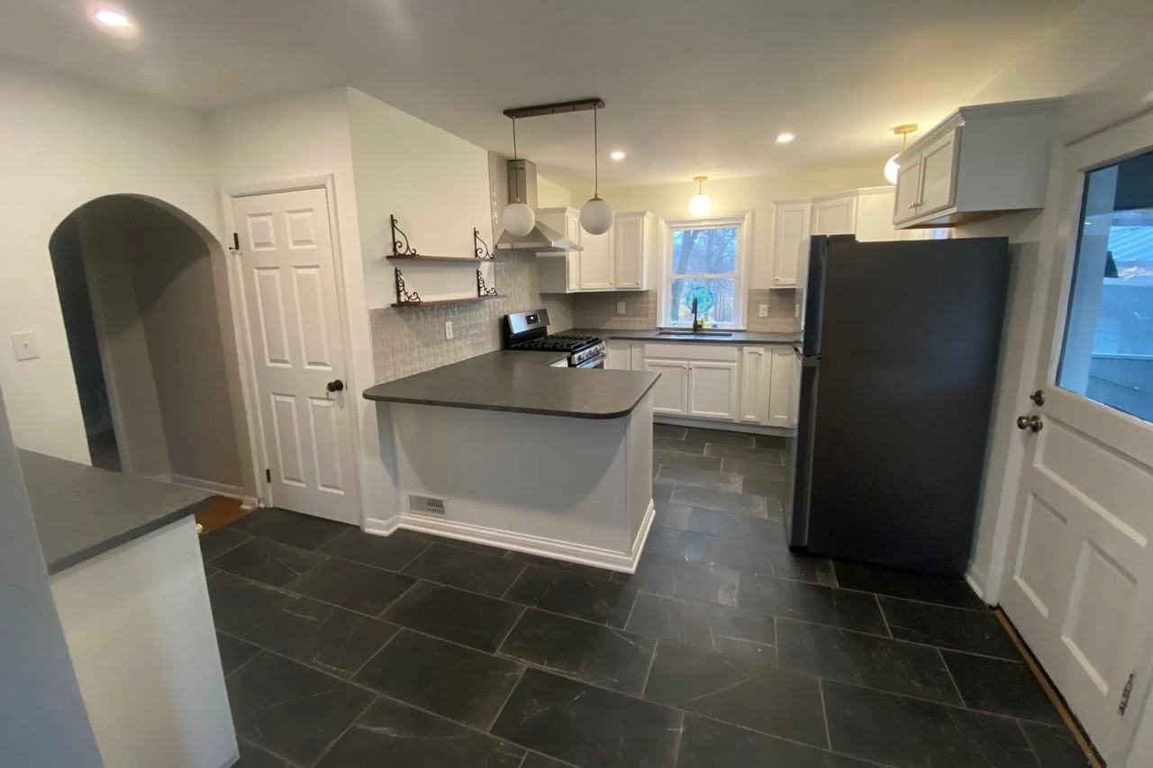 3970 N Old State Rd - Photo 2 of 10