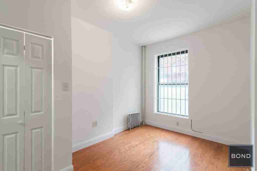 424 East 73rd Street #5RW - Photo 3 of 39