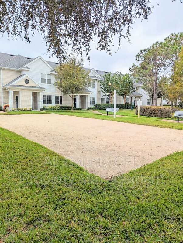 303 Southern Pecan Cir #204 - Photo 2 of 18