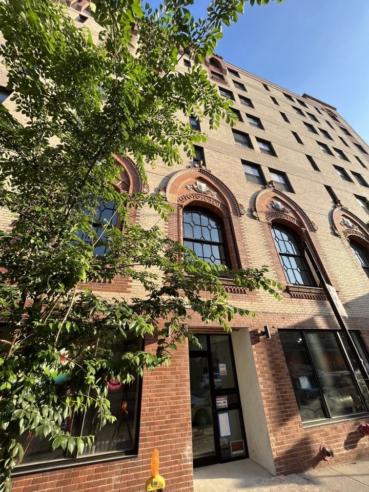 Lawrence Lofts