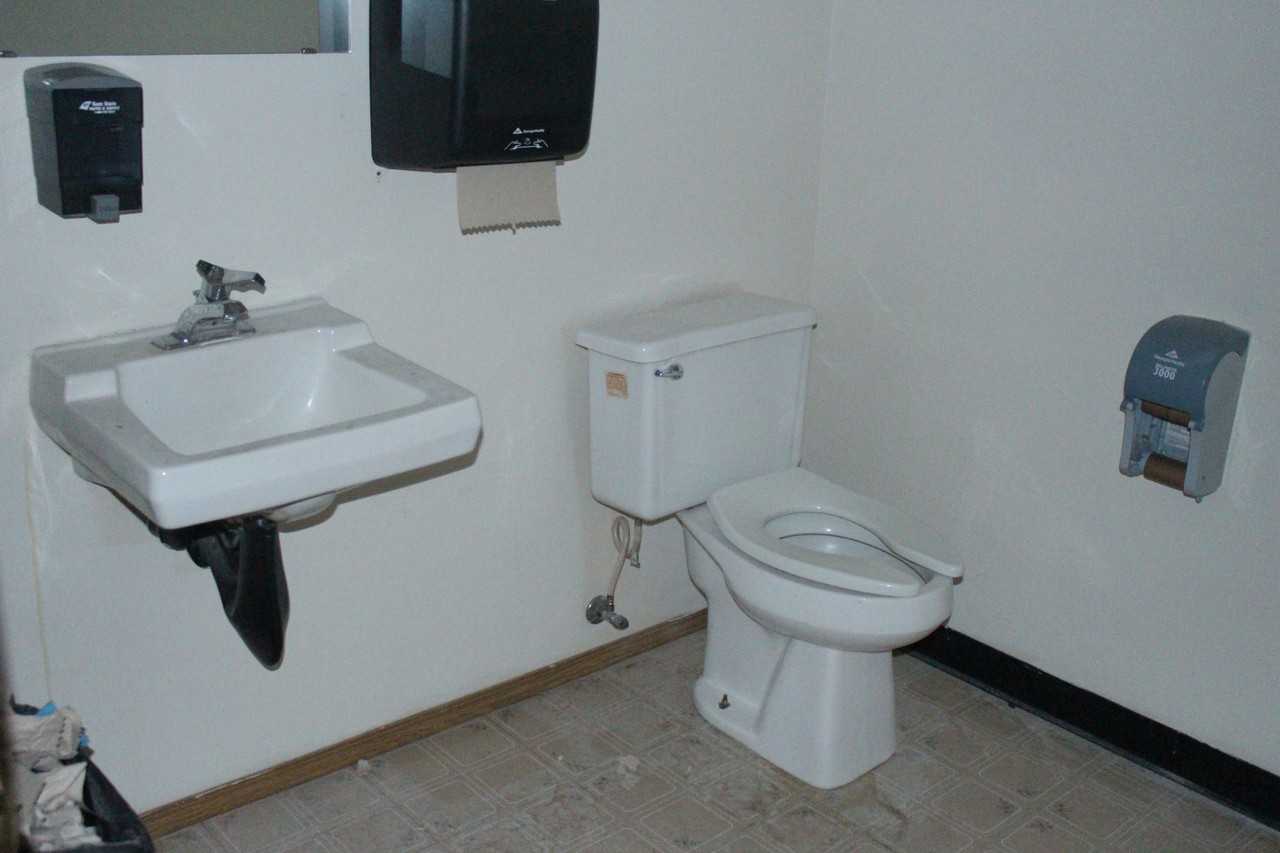 242 Main Ave N - Photo 2 of 2