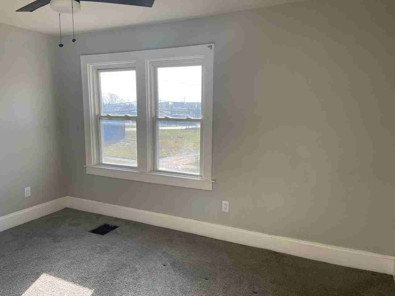 1110-1112 E 15Th Ave - Photo 2 of 14