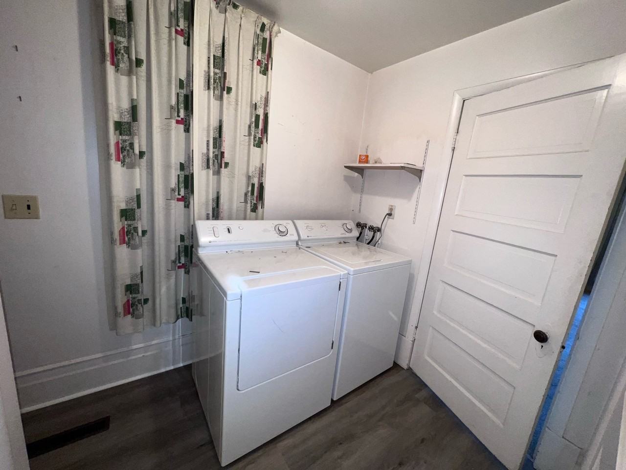 135 Nw - Photo 5 of 11