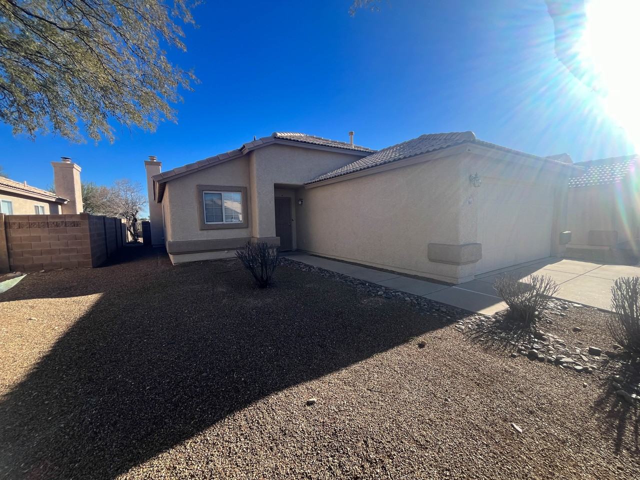 1965 W Cholla Vista Dr - Photo 3 of 23