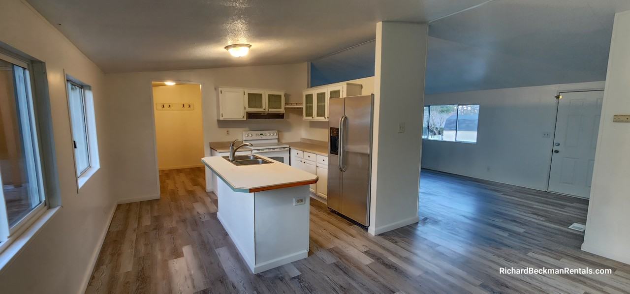 1412 W Harvard Ave - Photo 3 of 13