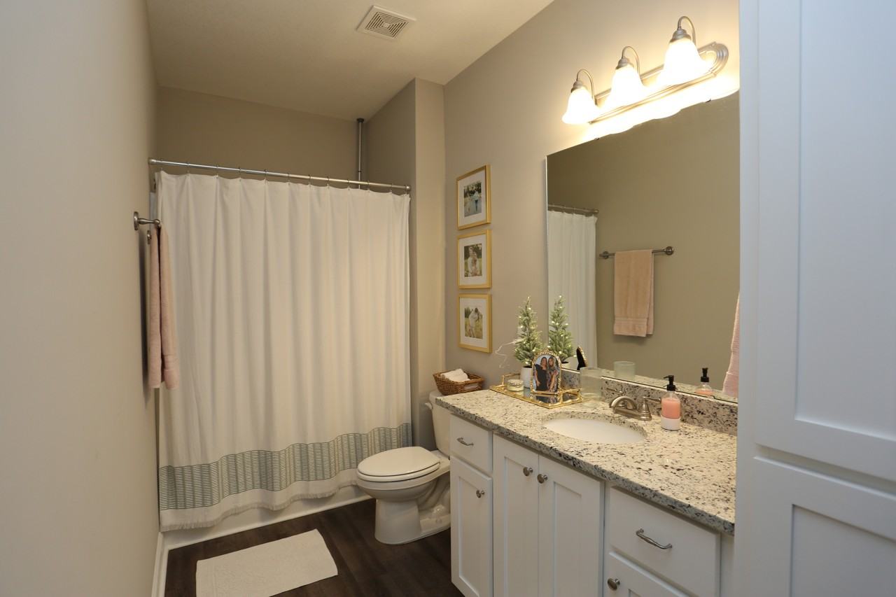 Veranda Ln - Photo 7 of 8