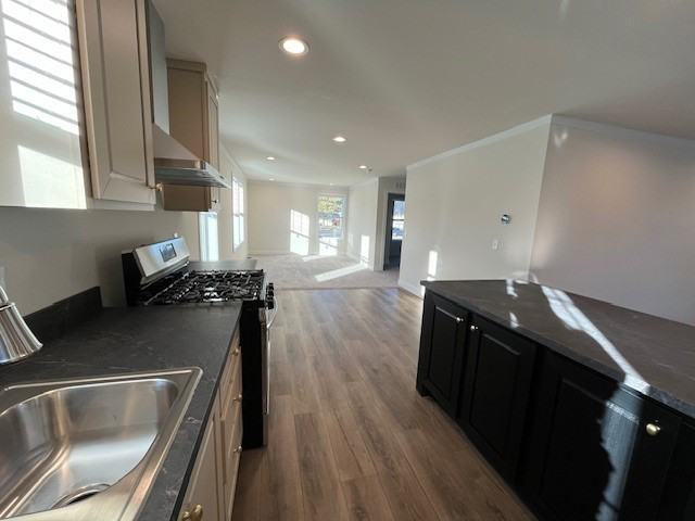260 Cambridge Dr #260 - Photo 3 of 8