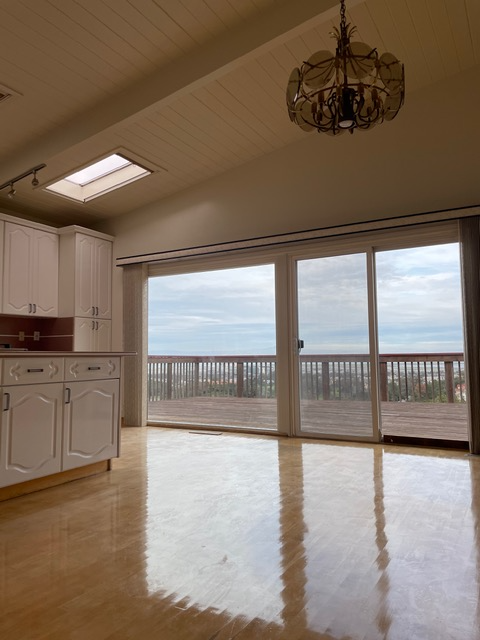 985 Larkspur Dr - Photo 2 of 17