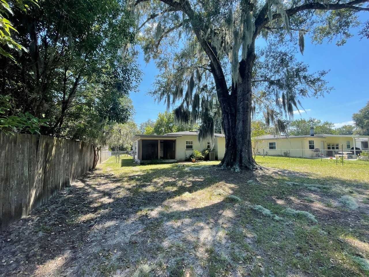 5321 Marlene Avenue - Photo 5 of 9