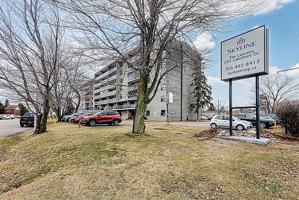 featured image of 295 Lakeshore Dr