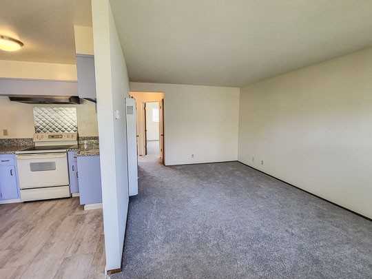 2418 Prince St #4 - Photo 3 of 14