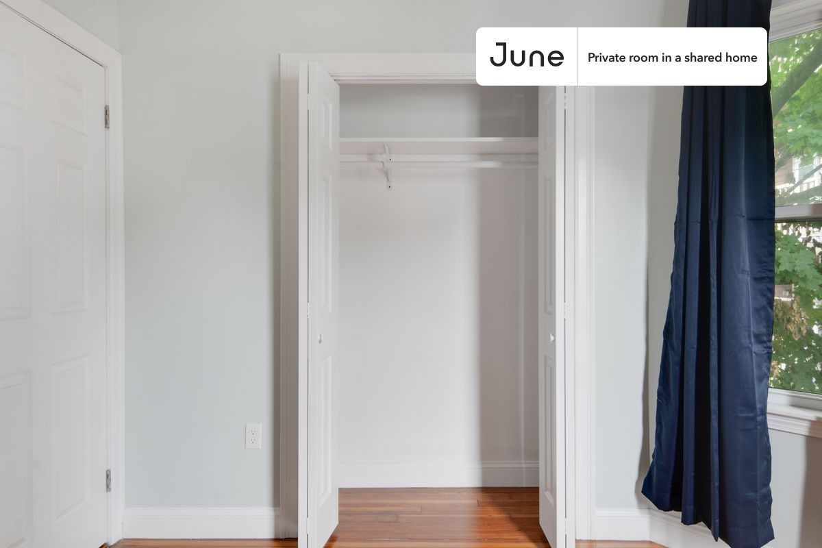 28 Hunnewell Ave #B - Photo 5 of 14