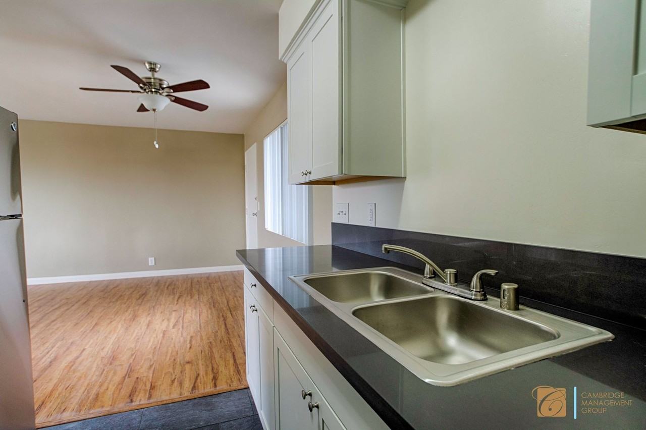 3940 Oregon St. - Photo 7 of 8