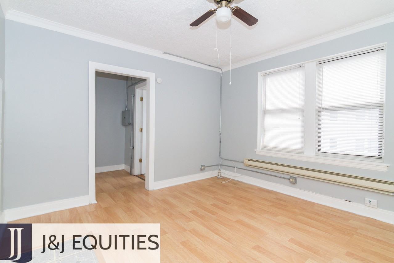 4735 Beacon - Photo 5 of 16