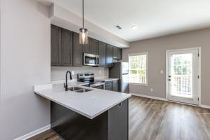 featured image of 516 S Main St #1