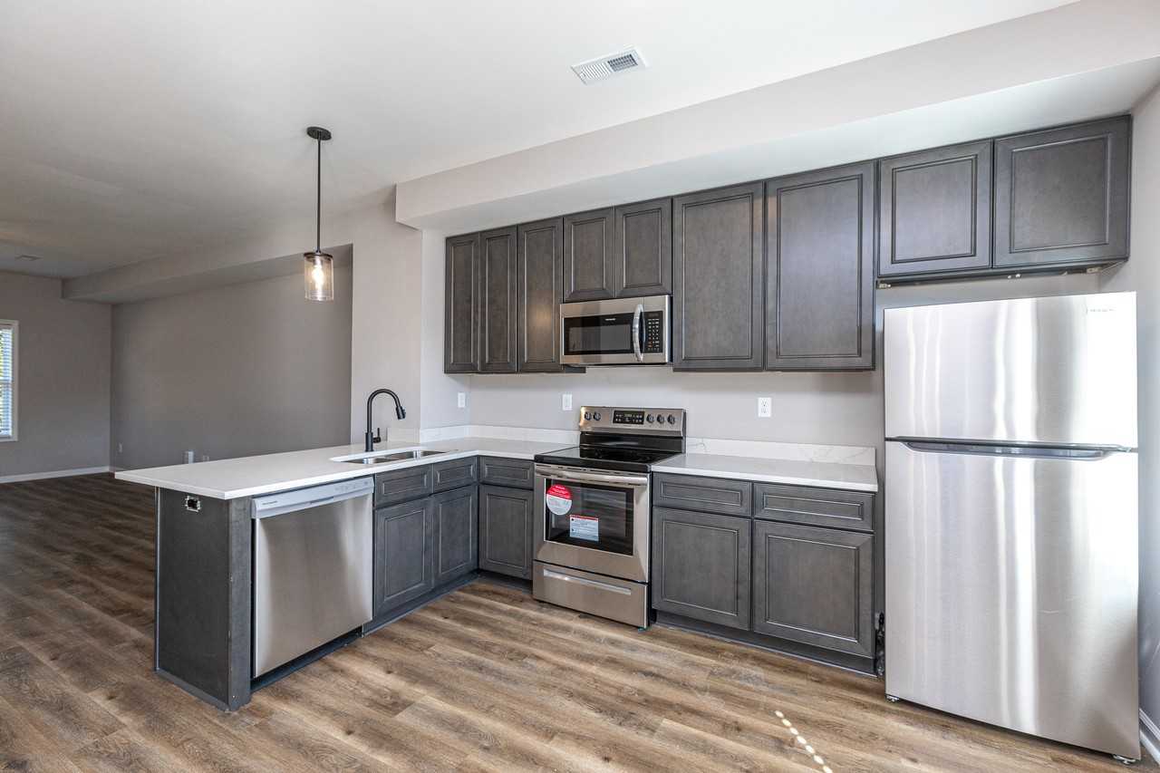 516 S Main St #1 - Photo 6 of 50