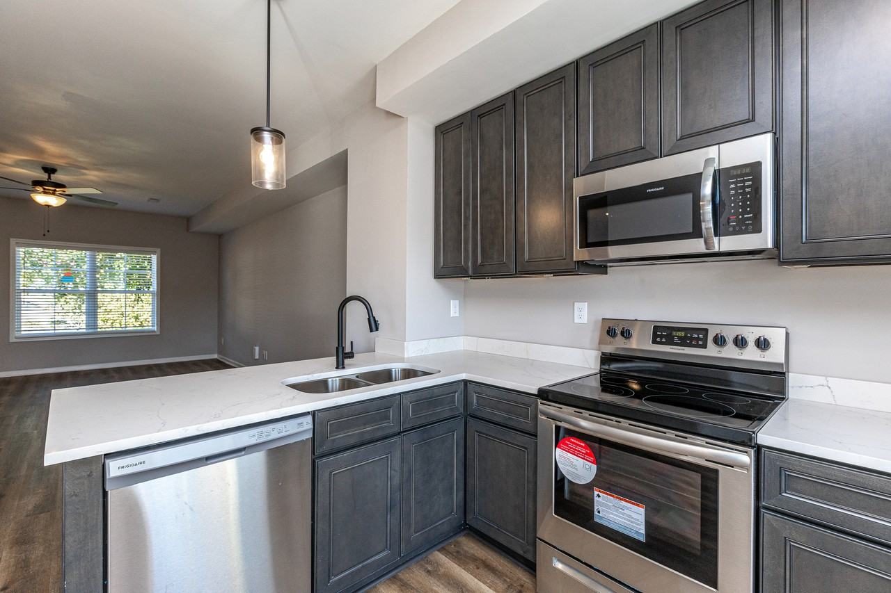 516 S Main St #1 - Photo 7 of 50