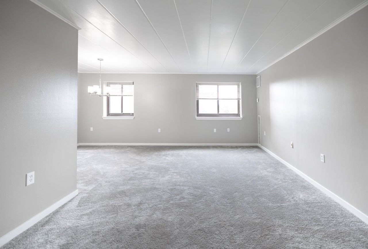 Pendale Towers - Photo 7 of 50