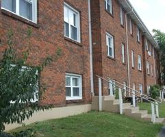 featured image of 702 Fairway Dr