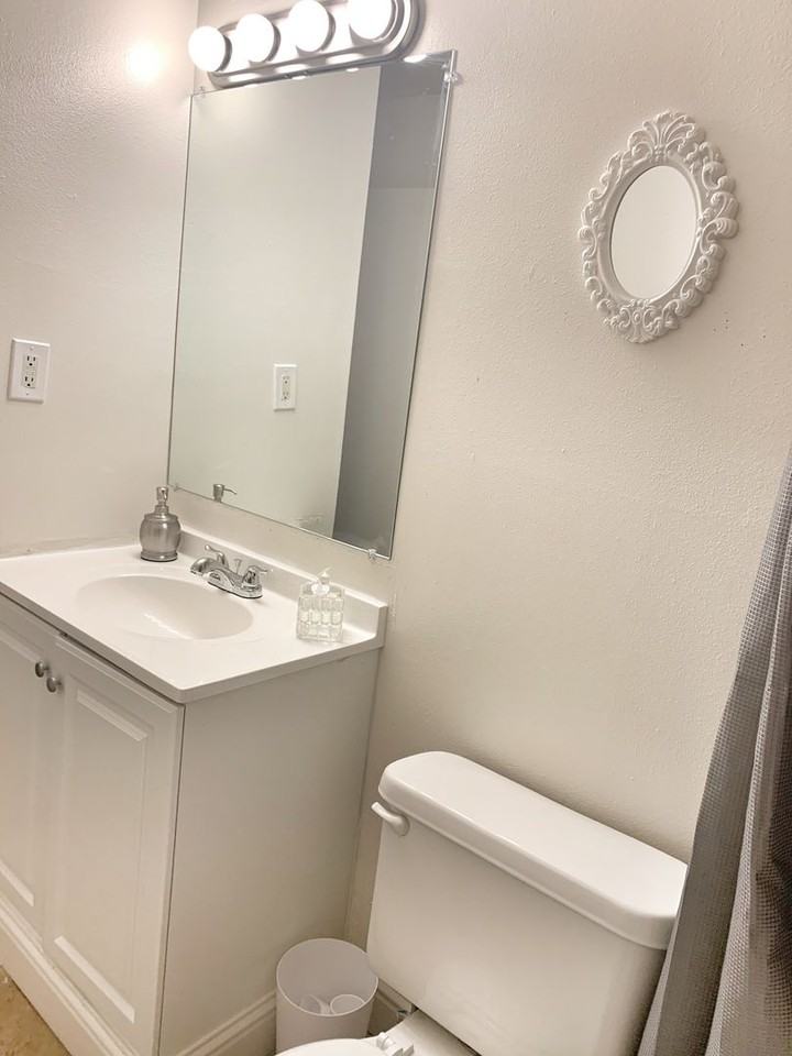 Serena Vista Apartments - Photo 5 of 35