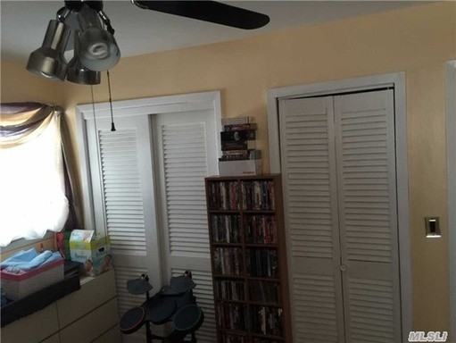 127 Haypath Rd - Photo 3 of 7