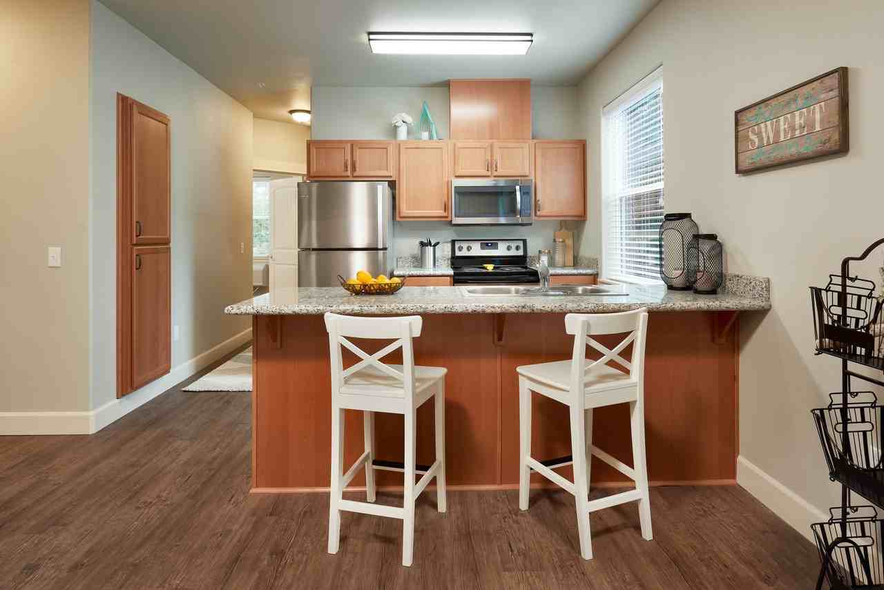 Riverbend Apartments - Photo 6 of 30