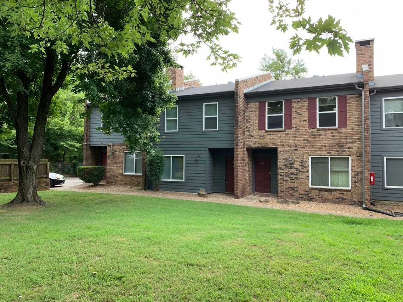 Waverly Woods Townhomes - Photo 2 of 8