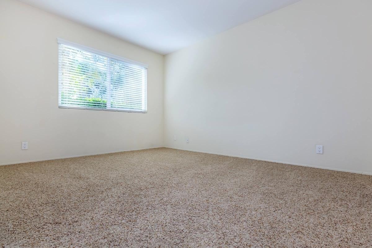 Hilltop Condos - Photo 7 of 33