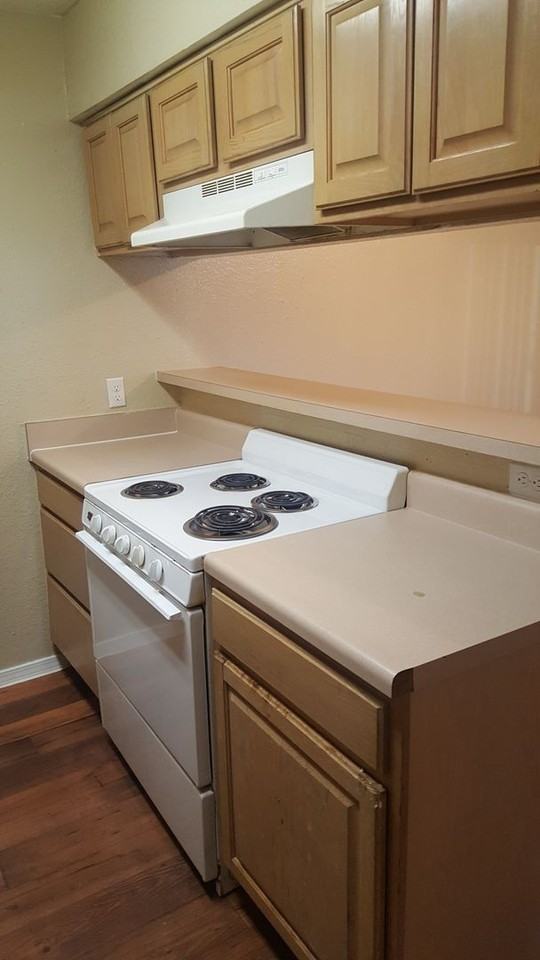 Waterstone Apartments - Photo 6 of 30