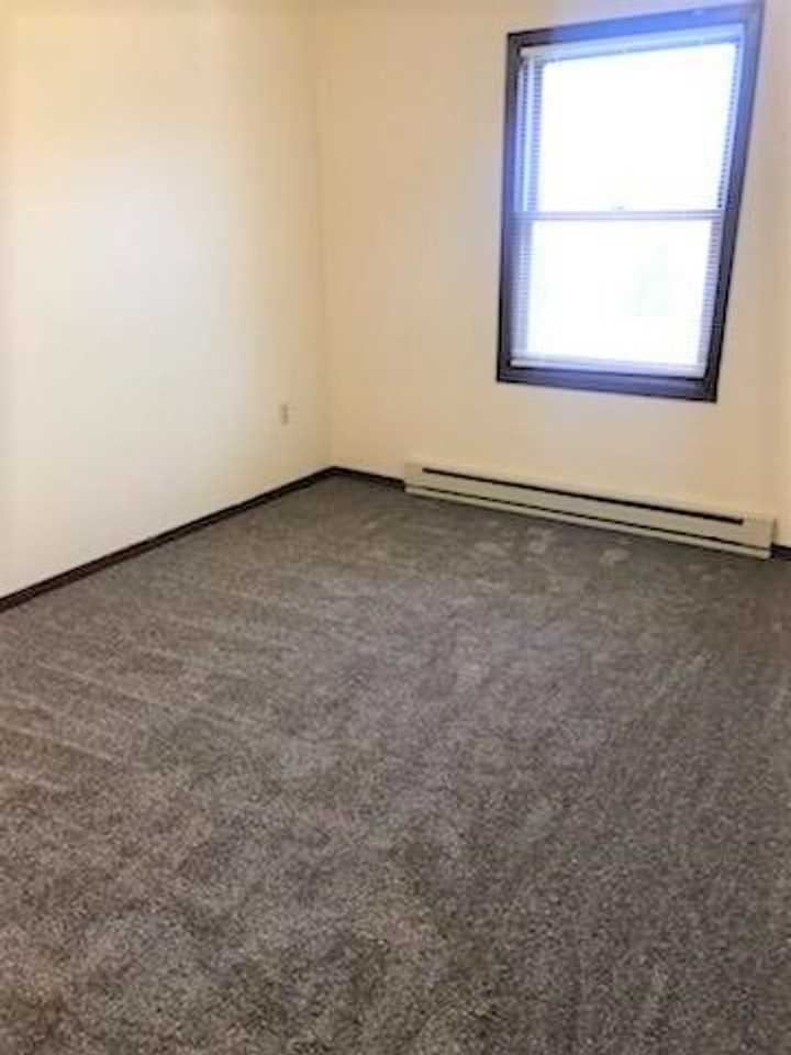 North Country Apartments - Photo 5 of 10