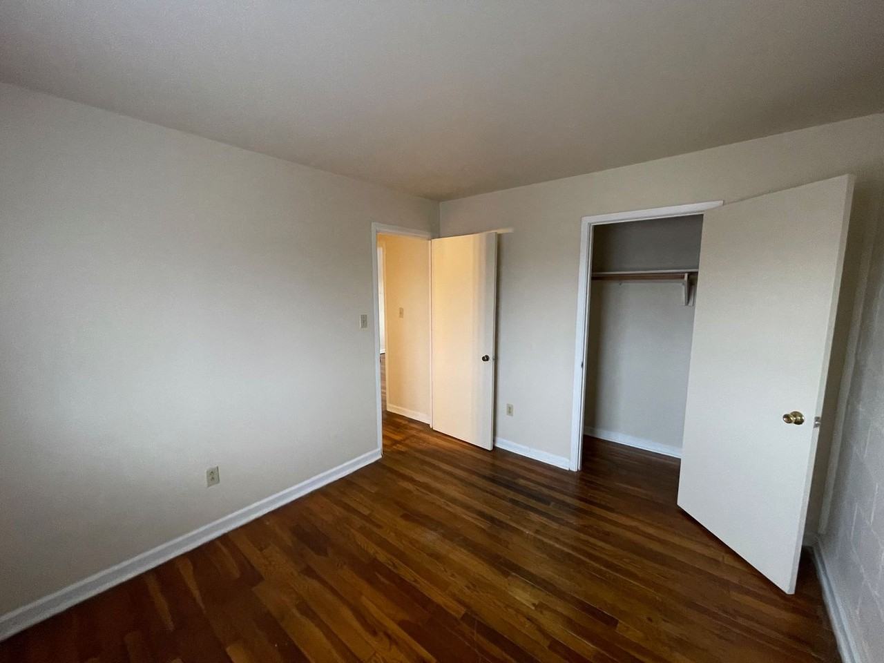 29 S AUDUBON ROAD - Photo 4 of 36