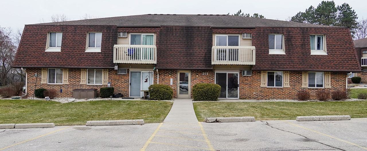 Roosevelt Gardens - Photo 4 of 15