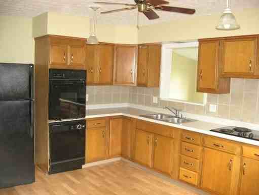 4520 Hartwell Rd - Photo 2 of 3