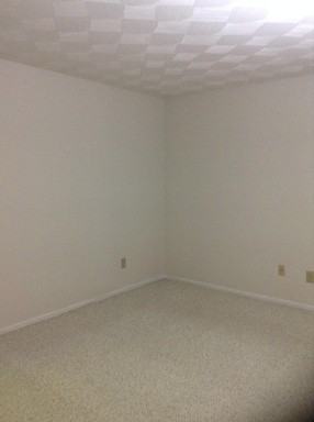 5560 Blue Sky Ct - Photo 2 of 7