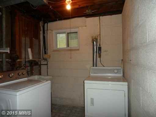 4020 Byrd Rd - Photo 2 of 16