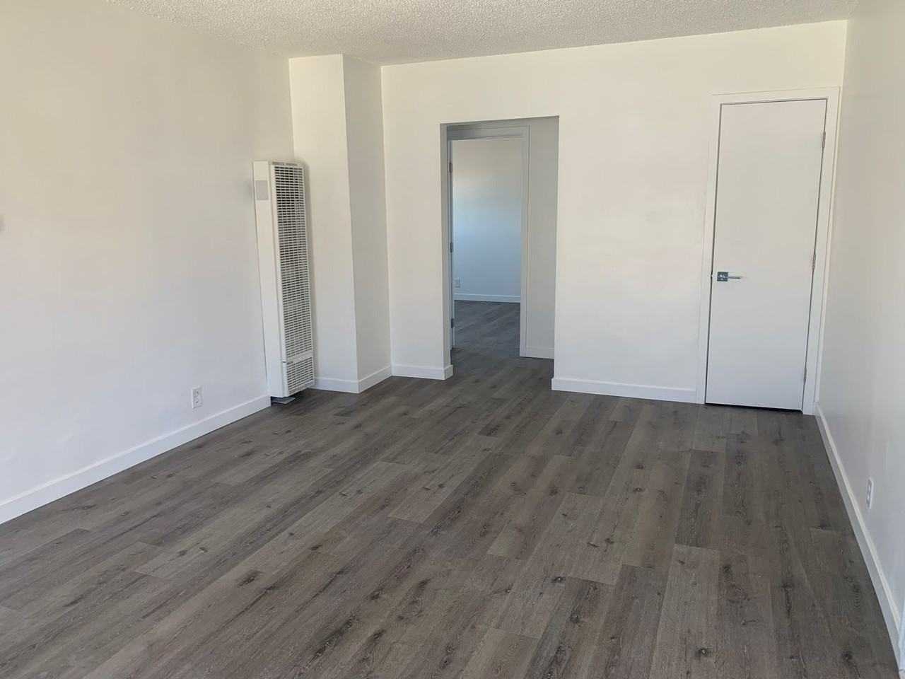 West 24 - Photo 2 of 10