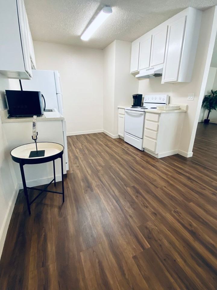 The Solstice Apartments - Photo 4 of 10