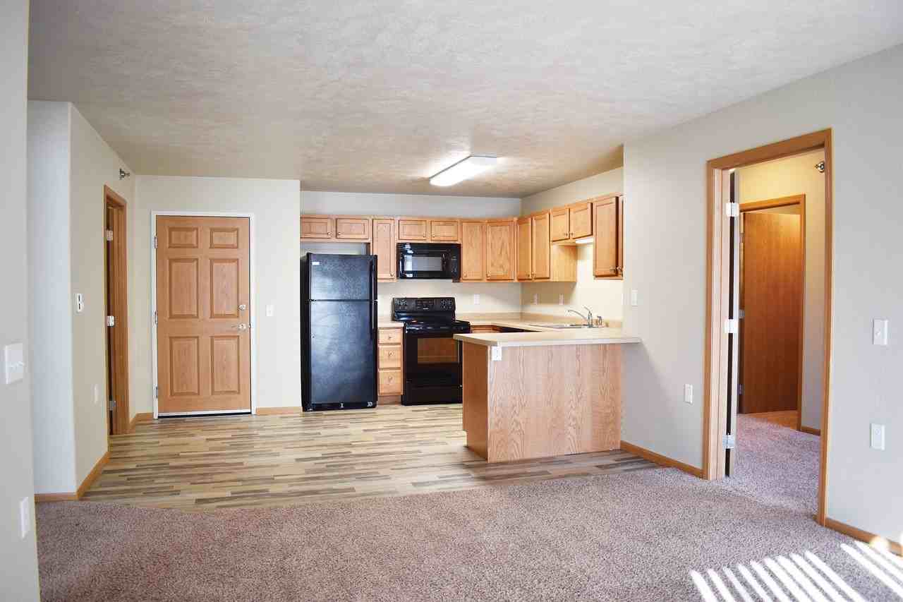 Northdale 2717 - Photo 2 of 50