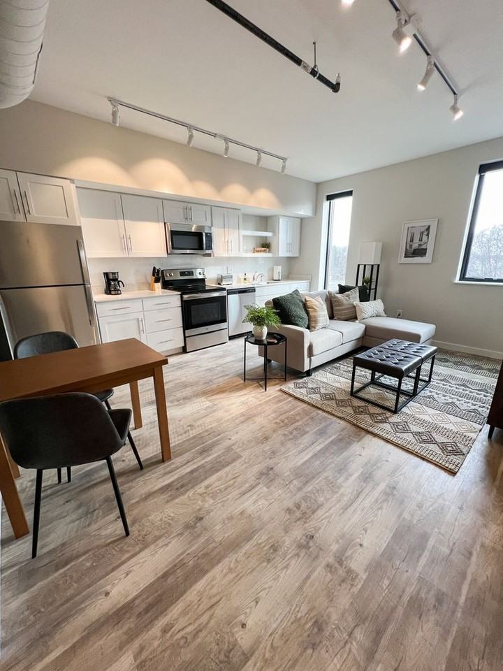 Briar Grove Apartments (Building D) - Photo 6 of 10