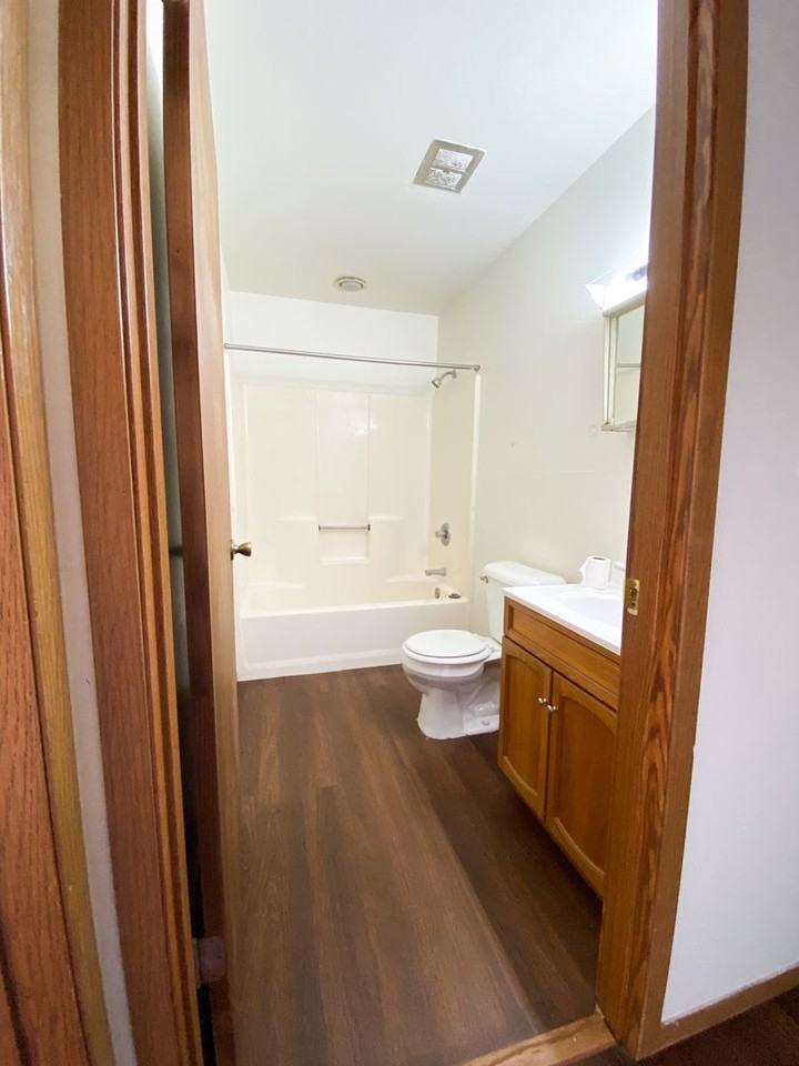 Southside Apartments - Photo 6 of 7