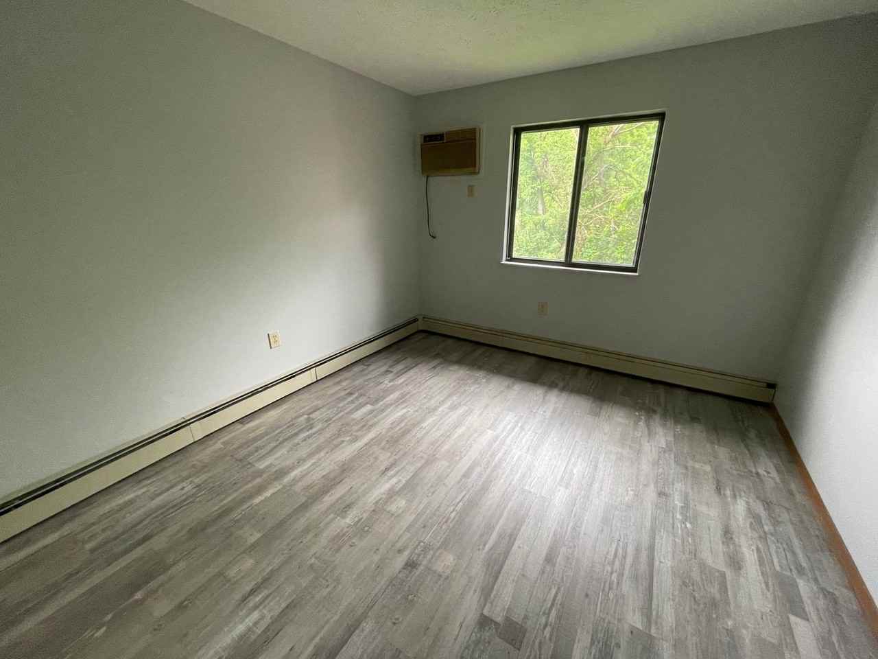 Southside Apartments - Photo 7 of 18