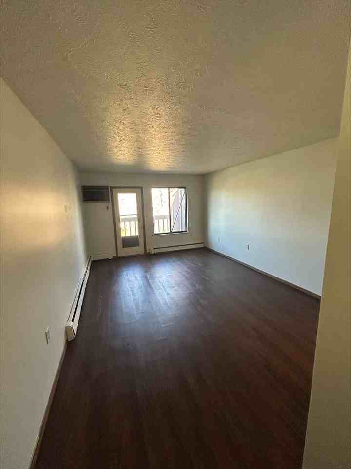 Southside Apartments - Photo 4 of 27